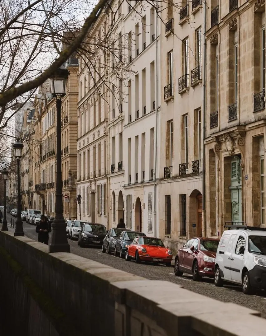 Отель Des Deux-iles - Notre-dame
